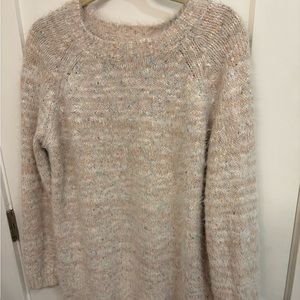 Lou and grey pullover sweater
